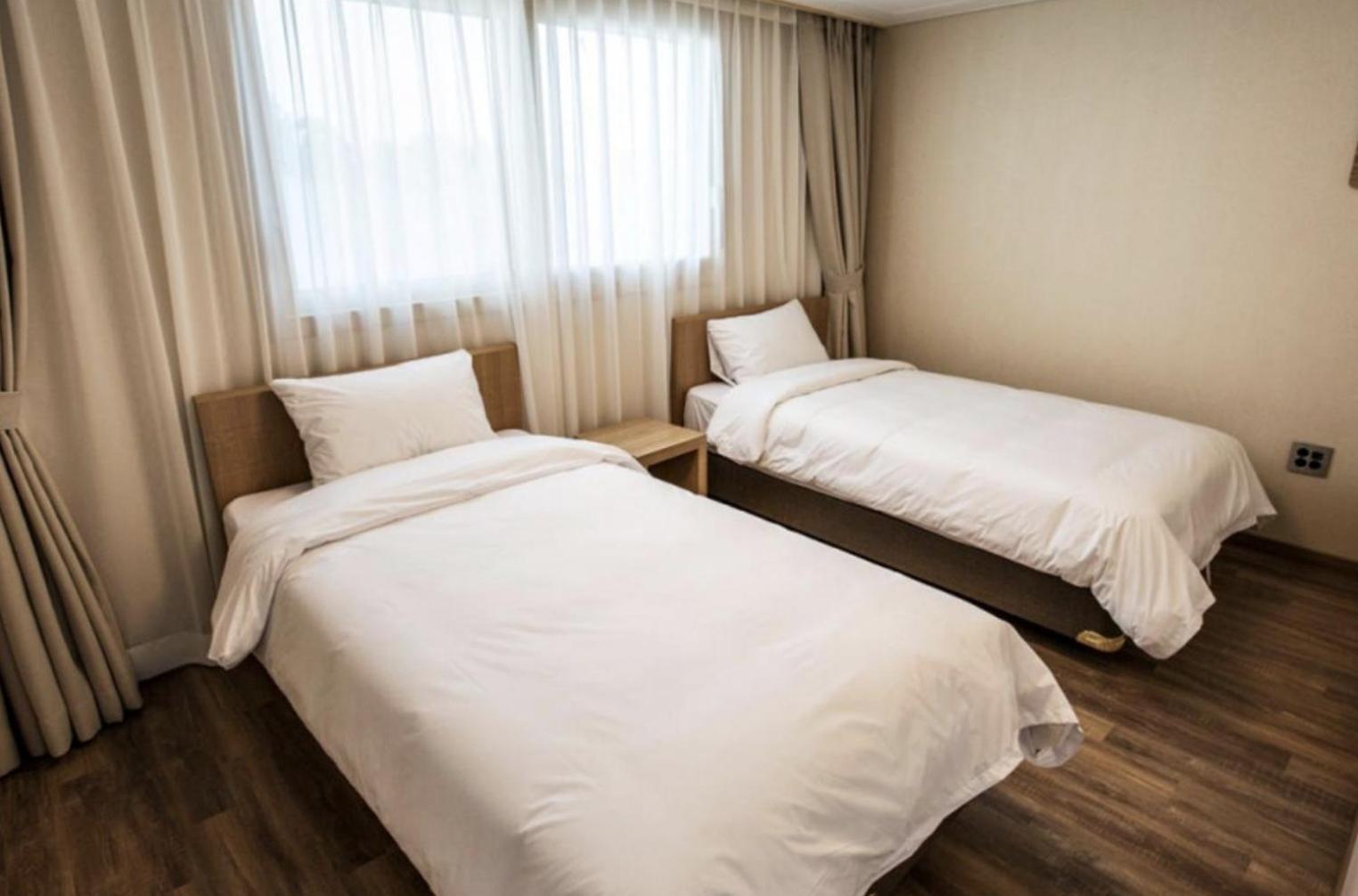 Suave Hotel Seogwipo Zewnętrze zdjęcie