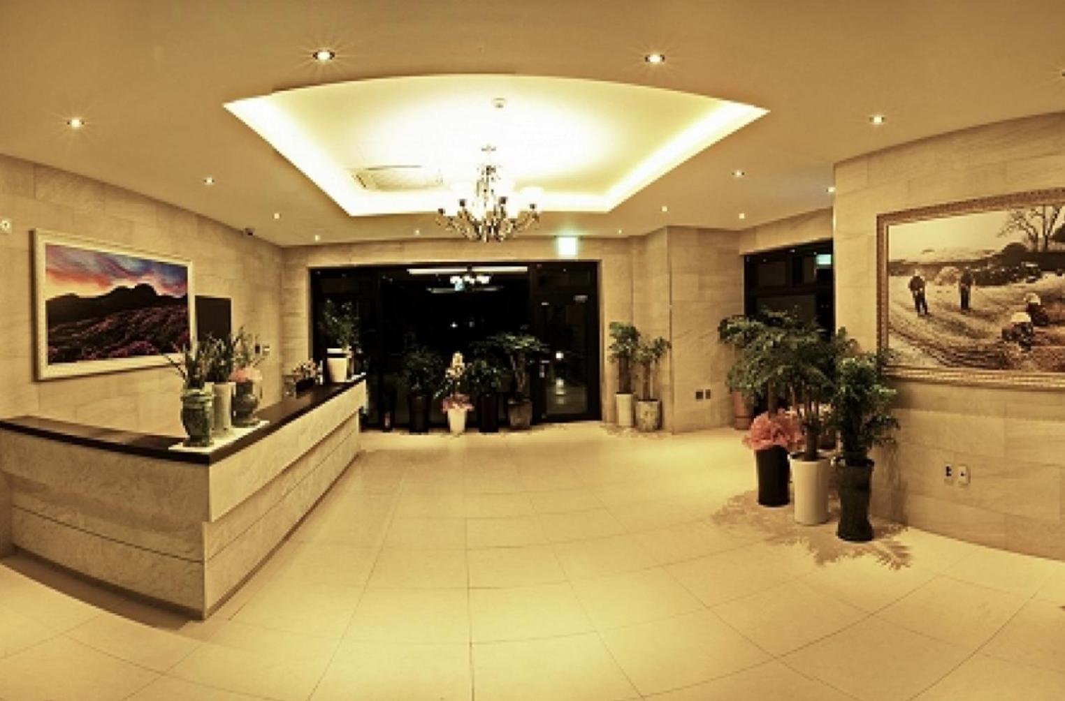 Suave Hotel Seogwipo Zewnętrze zdjęcie