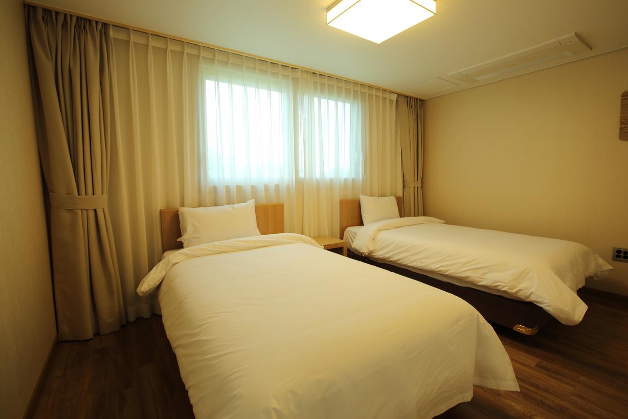 Suave Hotel Seogwipo Zewnętrze zdjęcie