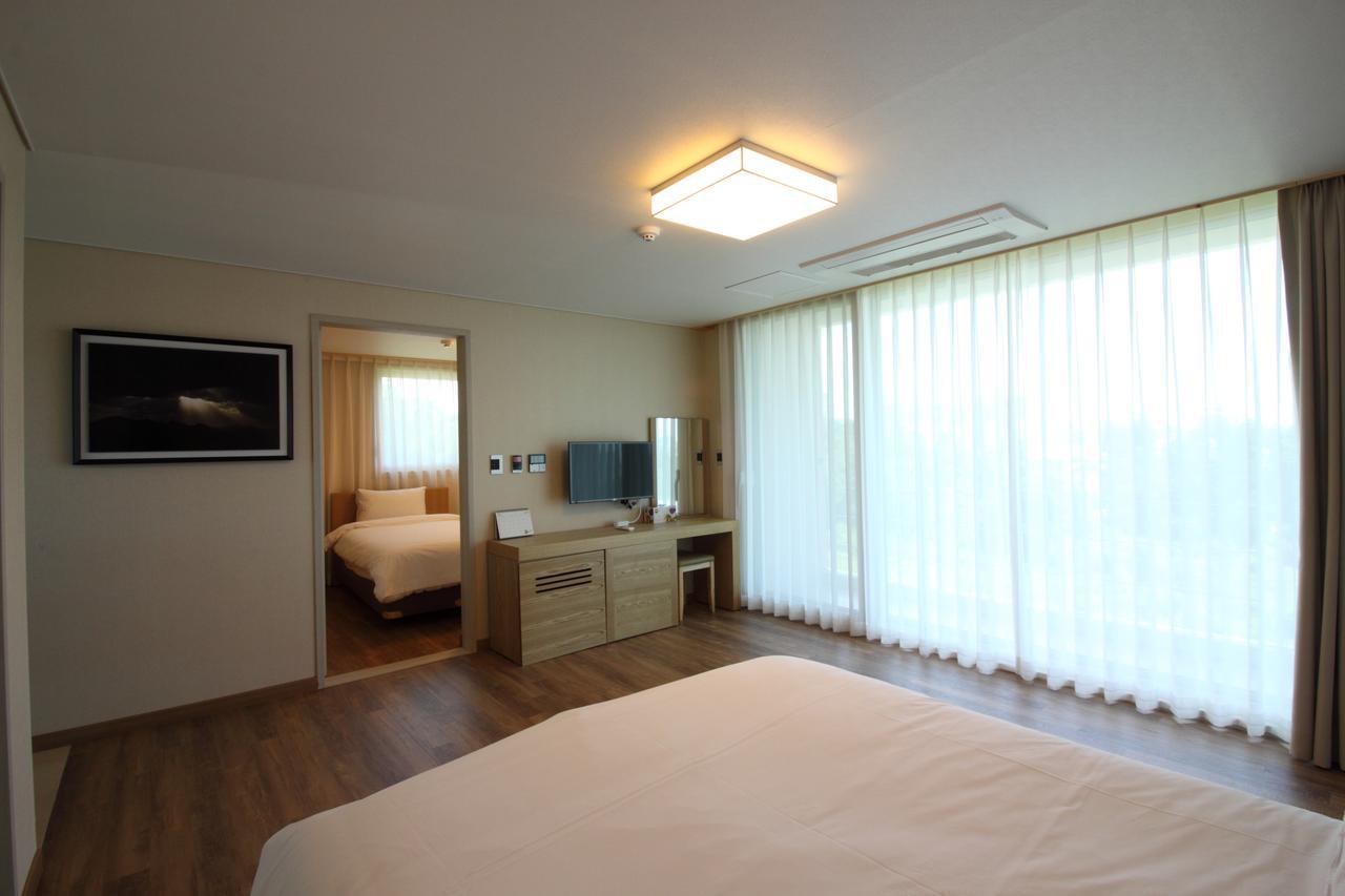 Suave Hotel Seogwipo Zewnętrze zdjęcie